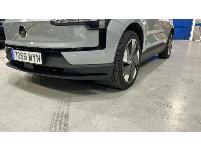 Volvo Ex30 Single Motor Extended Range Plus Auto 200 kW (272 CV)