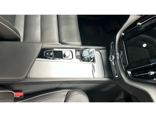 Volvo Xc60 T6 Recharge Plus Dark AWD Auto 257 kW (350 CV)