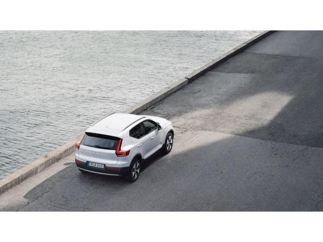 Volvo Xc40 B3 G Core Auto 120 kW (163 CV)