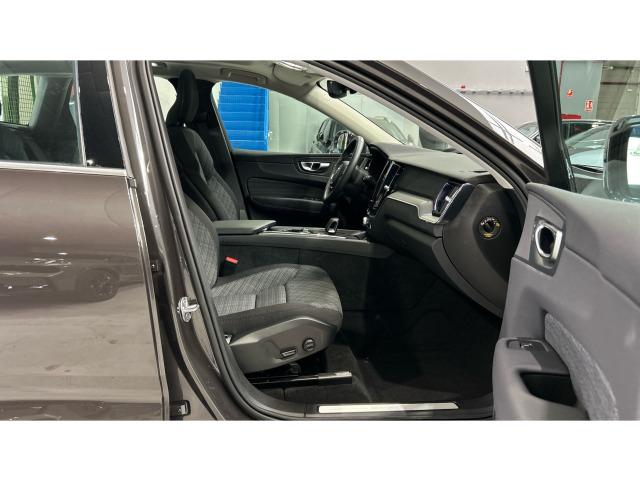 Volvo Xc60 T6 Recharge Core AWD Auto 257 kW (350 CV)