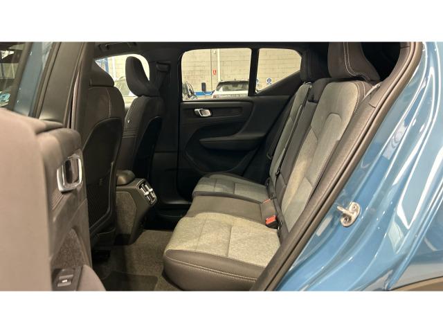 Volvo Xc40 B3 G Plus Dark Auto 120 kW (163 CV)