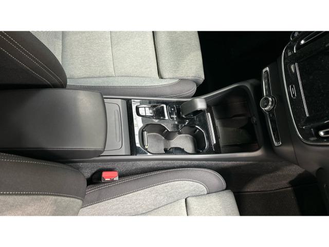 Volvo Xc40 B3 G Plus Dark Auto 120 kW (163 CV)