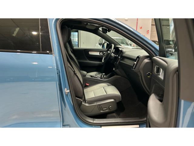 Volvo Xc40 B3 G Plus Dark Auto 120 kW (163 CV)