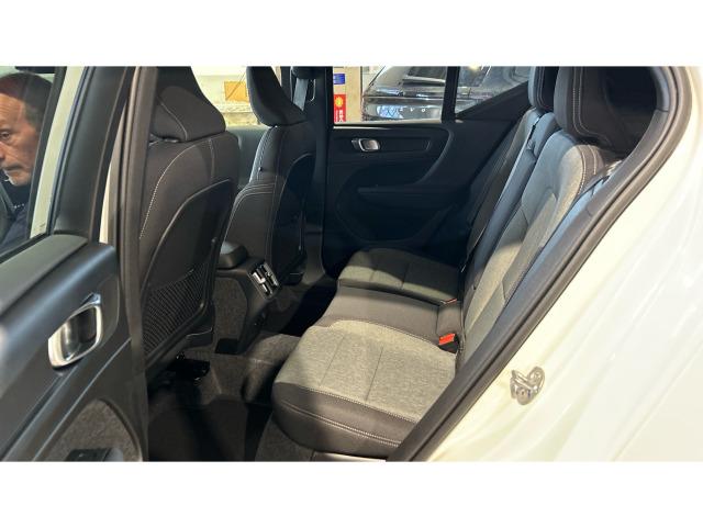 Volvo Xc40 B3 G Plus Dark Auto 120 kW (163 CV)