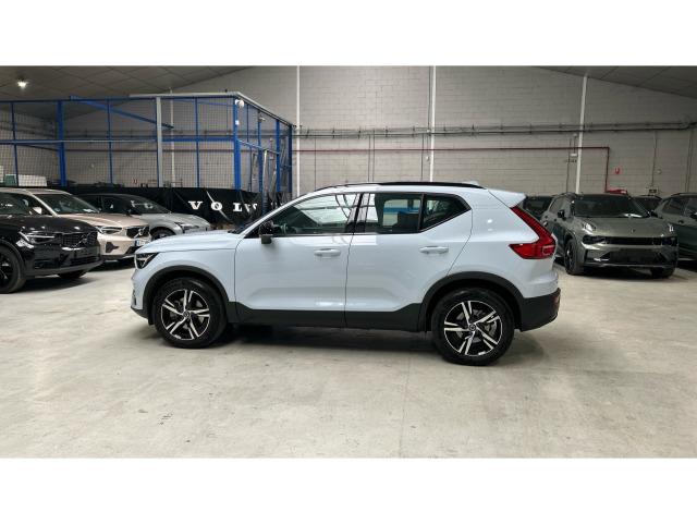 Volvo Xc40 B3 G Plus Dark Auto 120 kW (163 CV)