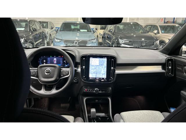 Volvo Xc40 B3 G Plus Dark Auto 120 kW (163 CV)