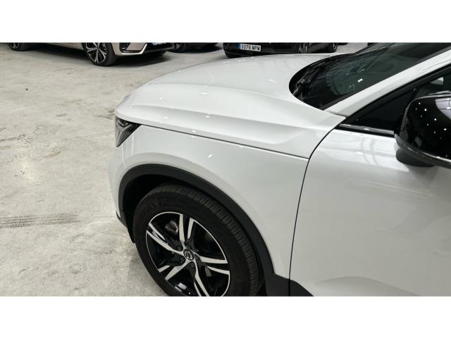 Volvo Xc40 B3 G Plus Dark Auto 120 kW (163 CV)