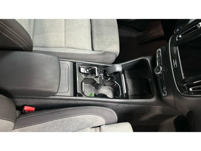 Volvo Xc40 B3 G Plus Dark Auto 120 kW (163 CV)