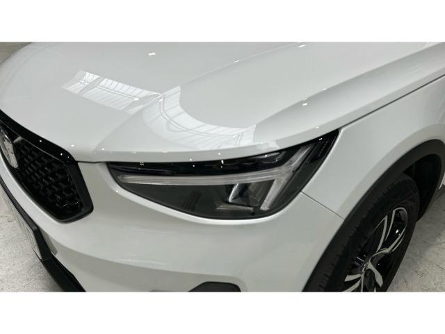 Volvo Xc40 B3 G Plus Dark Auto 120 kW (163 CV)