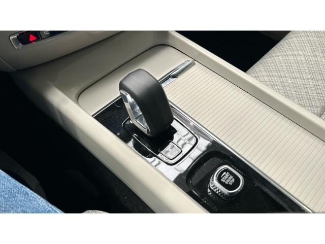 Volvo S60 B4 G Core FWD Auto 145 kW (197 CV)