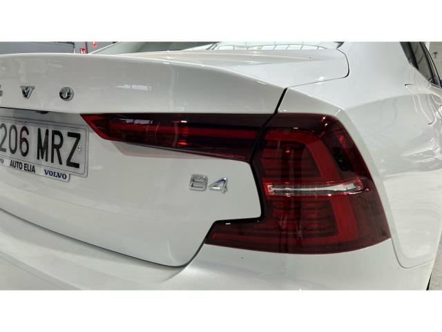 Volvo S60 B4 G Core FWD Auto 145 kW (197 CV)