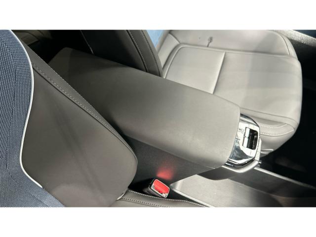 Volvo Ex30 Single Motor Core Auto 200 kW (272 CV)