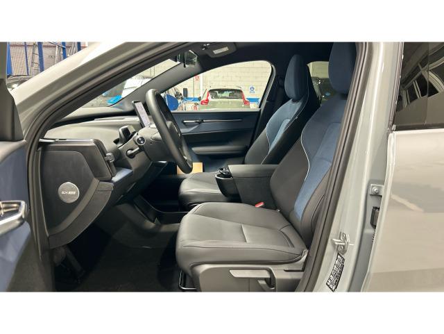 Volvo Ex30 Single Motor Core Auto 200 kW (272 CV)