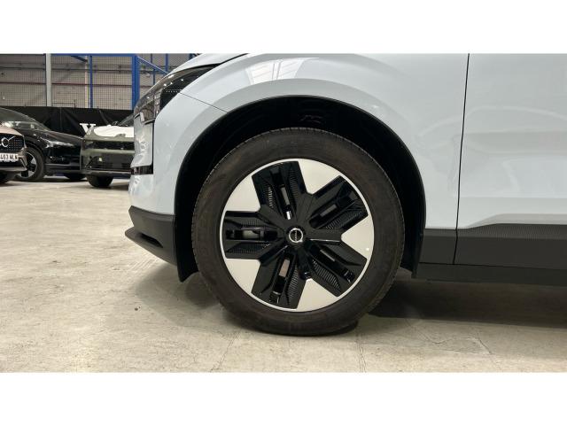 Volvo Ex30 Single Motor Extended Range Core Auto 200 kW (272 CV)