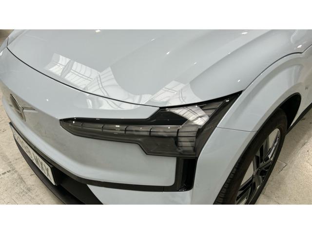 Volvo Ex30 Single Motor Extended Range Core Auto 200 kW (272 CV)