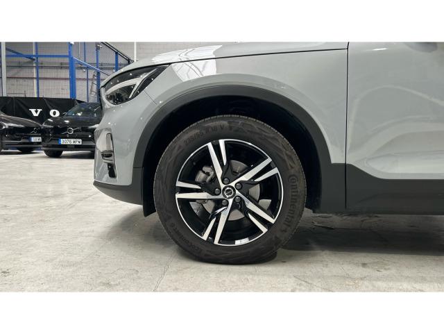 Volvo Xc40 T2 Plus Dark Auto 95 kW (129 CV)