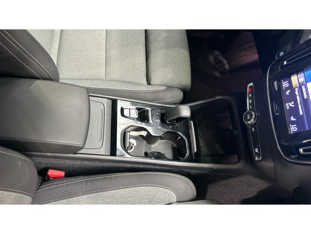 Volvo Xc40 T2 Plus Dark Auto 95 kW (129 CV)