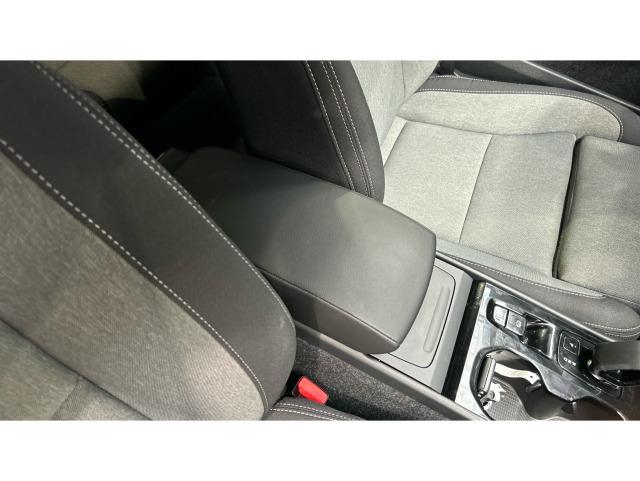 Volvo Xc40 T2 Plus Dark Auto 95 kW (129 CV)