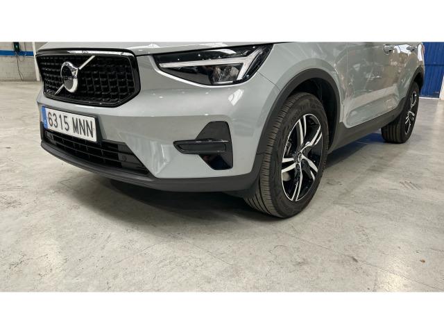 Volvo Xc40 T2 Plus Dark Auto 95 kW (129 CV)