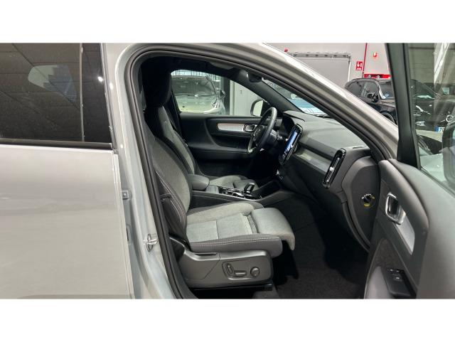 Volvo Xc40 T2 Plus Dark Auto 95 kW (129 CV)