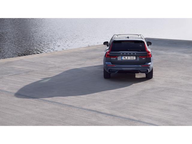 Volvo Xc60 B5 G Plus Dark AWD Auto 184 kW (250 CV)