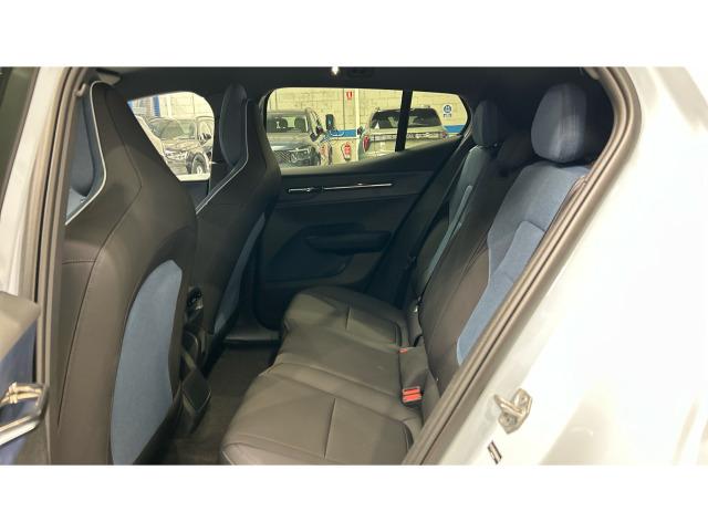 Volvo Ex30 Single Motor Plus Auto 200 kW (272 CV)