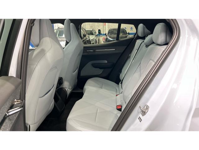 Volvo Ex30 Single Motor Extended Range Ultra Auto 200 kW (272 CV)