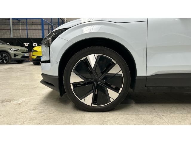 Volvo Ex30 Single Motor Extended Range Ultra Auto 200 kW (272 CV)