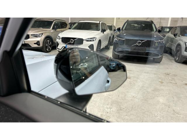 Volvo Ex30 Single Motor Extended Range Ultra Auto 200 kW (272 CV)