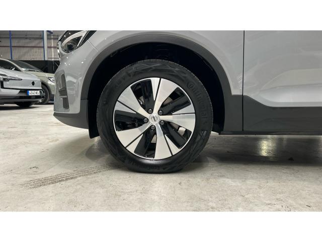 Volvo Xc40 B3 G Essential Auto 120 kW (163 CV)