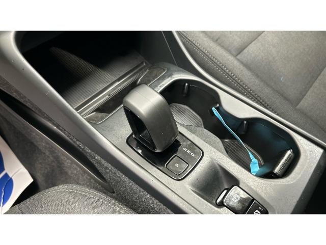 Volvo Xc40 B3 G Essential Auto 120 kW (163 CV)