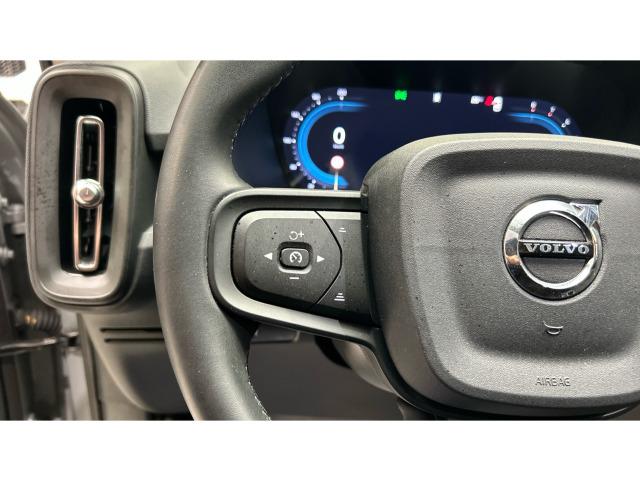 Volvo Xc40 B3 G Essential Auto 120 kW (163 CV)
