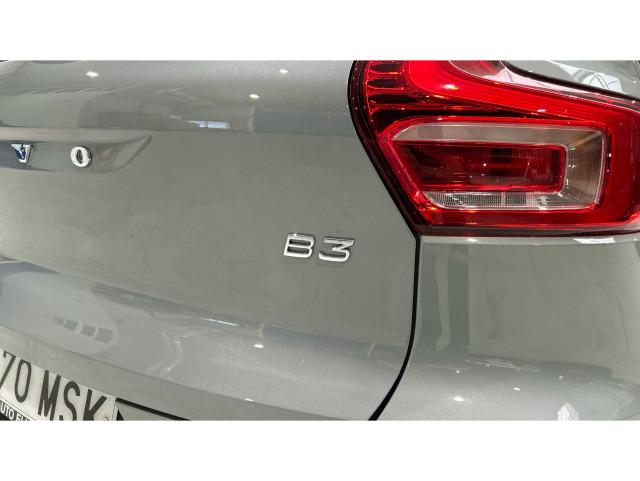 Volvo Xc40 B3 G Essential Auto 120 kW (163 CV)