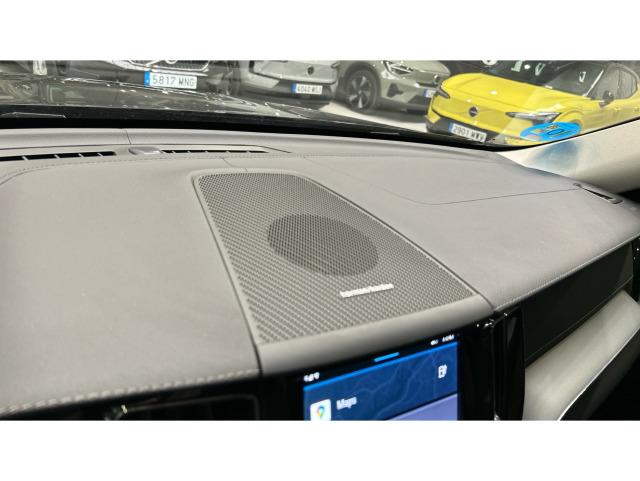 Volvo Xc60 B4 G Ultimate Dark Auto 145 kW (197 CV)