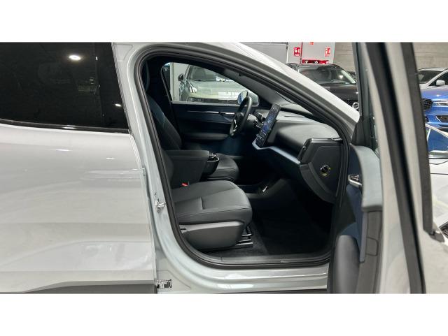 Volvo Ex30 Single Motor Core Auto 200 kW (272 CV)