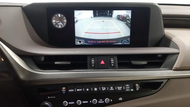 LEXUS Es 2.5 300h Executive