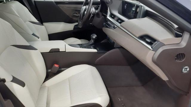 LEXUS Es 2.5 300h Executive