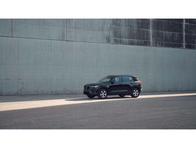 Volvo Xc40 B3 G Essential Auto 120 kW (163 CV)