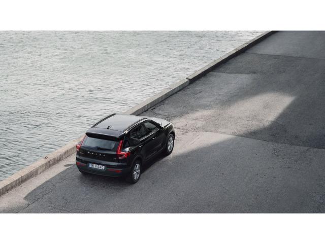 Volvo Xc40 B3 G Essential Auto 120 kW (163 CV)
