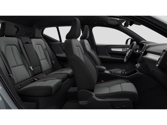 Volvo Xc40 B3 G Black Edition+ Auto 120 kW (163 CV)