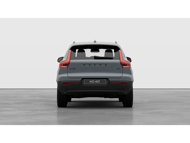 Volvo Xc40 B3 G Black Edition+ Auto 120 kW (163 CV)