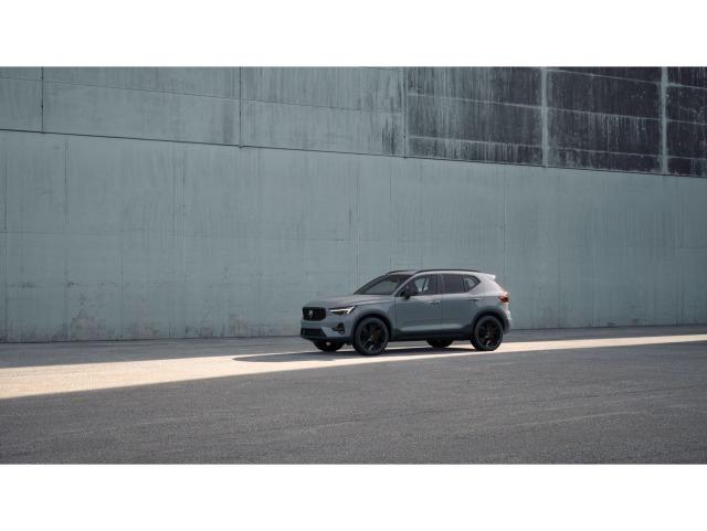 Volvo Xc40 B3 G Black Edition+ Auto 120 kW (163 CV)