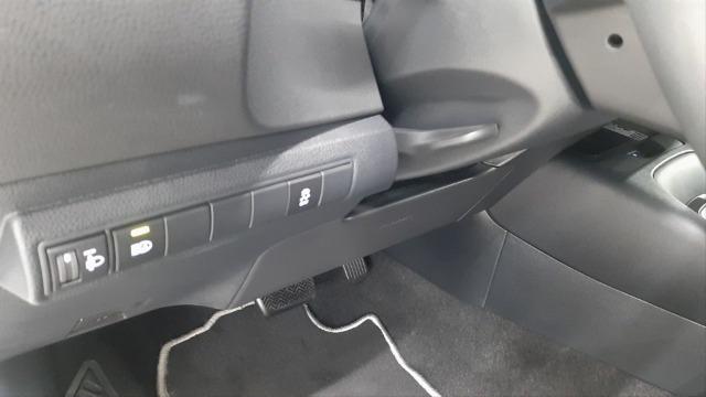 TOYOTA Corolla 1.8 125H ACTIVE ECVT