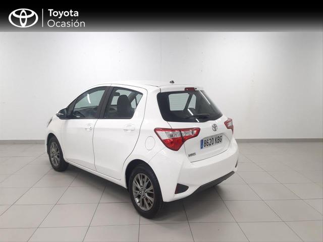 TOYOTA Yaris 1.0 70 Active