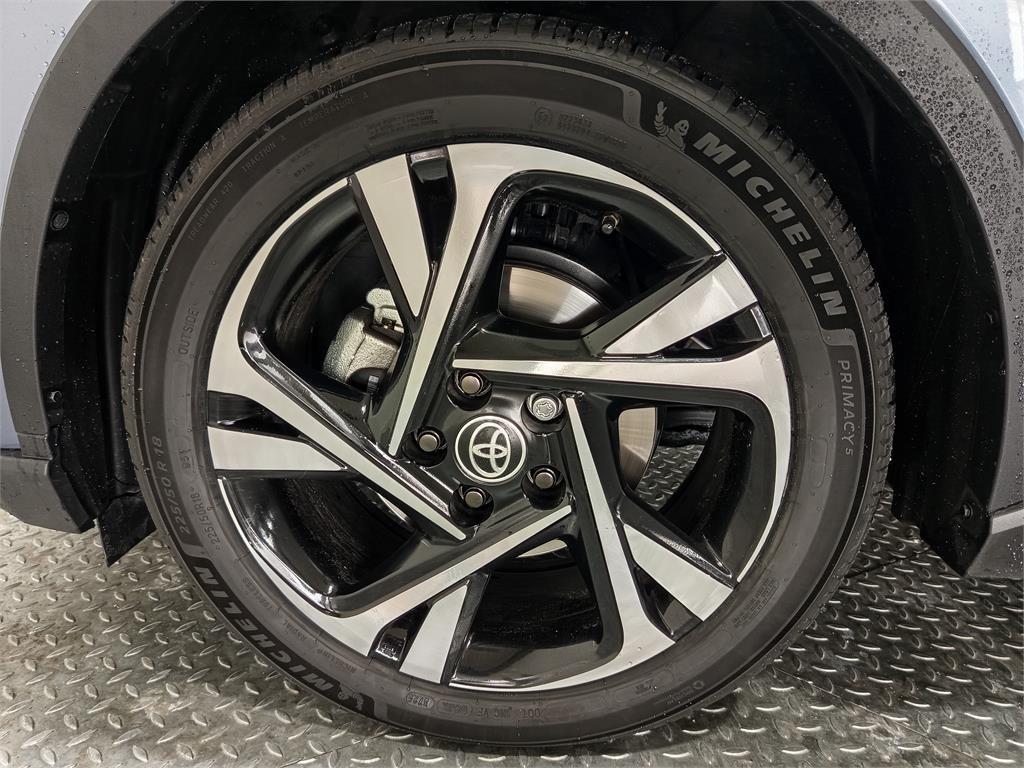 TOYOTA Toyota C-hr 5P Advance 125H e-CVT