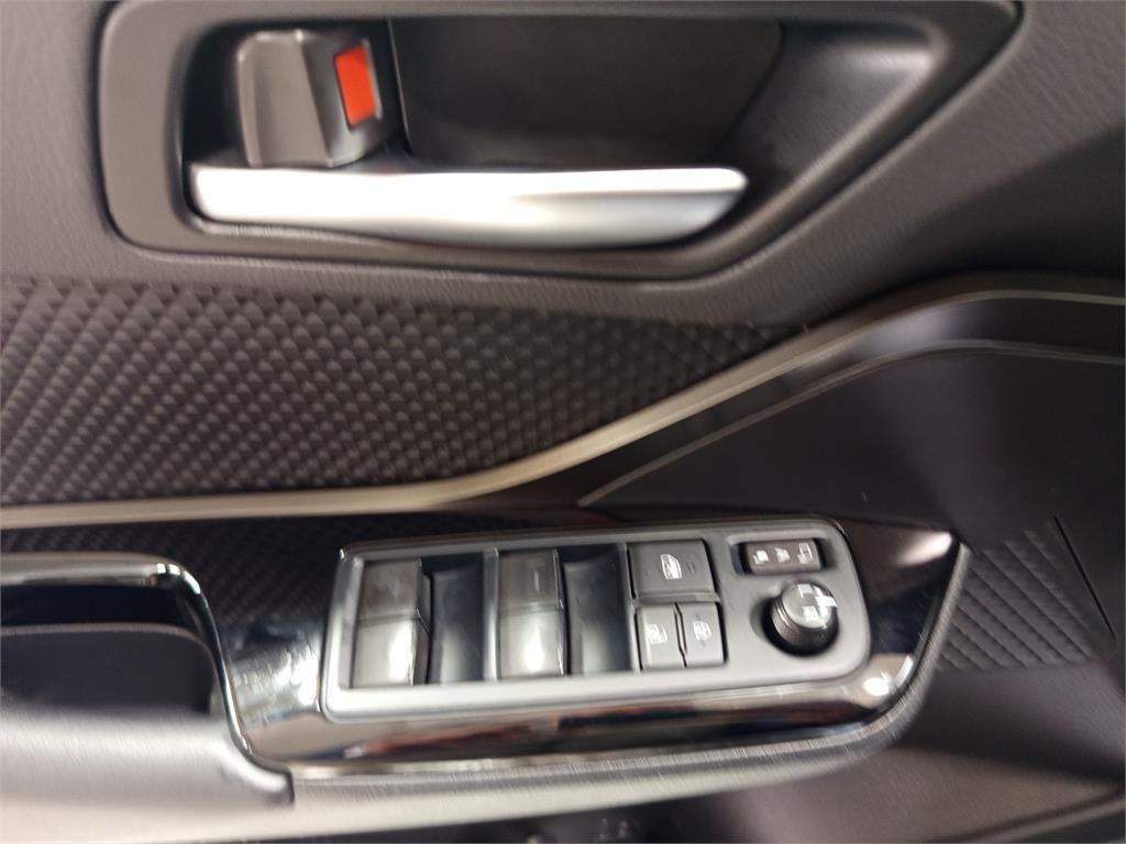 TOYOTA Toyota C-hr 5P Advance 125H e-CVT