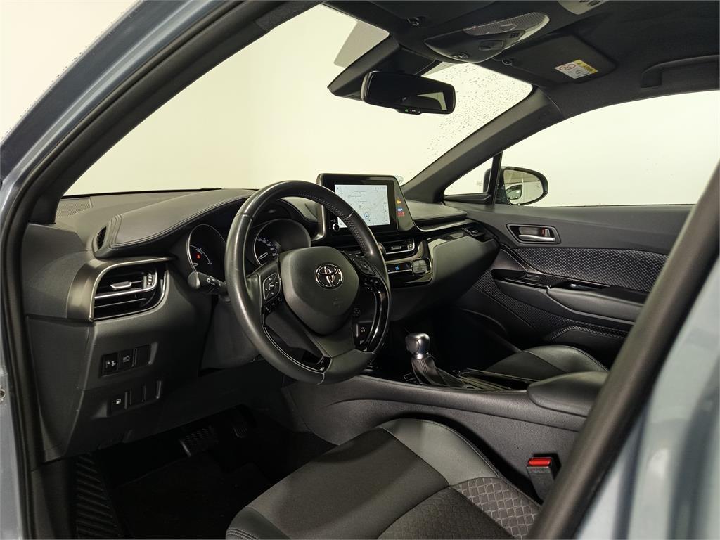 TOYOTA Toyota C-hr 5P Advance 125H e-CVT