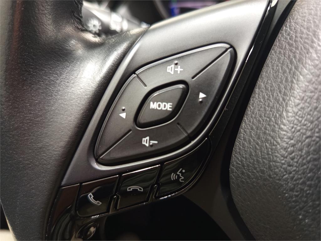 TOYOTA Toyota C-hr 5P Advance 125H e-CVT