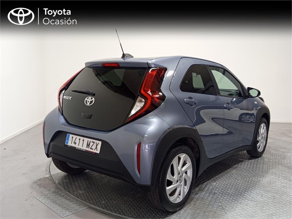TOYOTA Aygo X Play MT