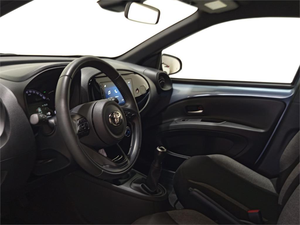 TOYOTA Aygo X Play MT